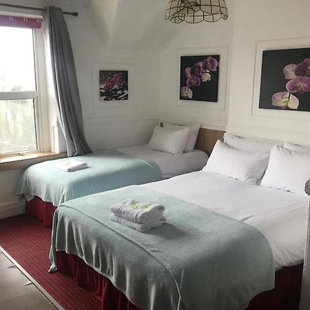 Oyo Maggie Jones Guest House Cardiff Exterior foto